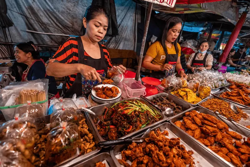 Mercado nocturno de Chiang Mai para una estancia con más ambiente por la tarde